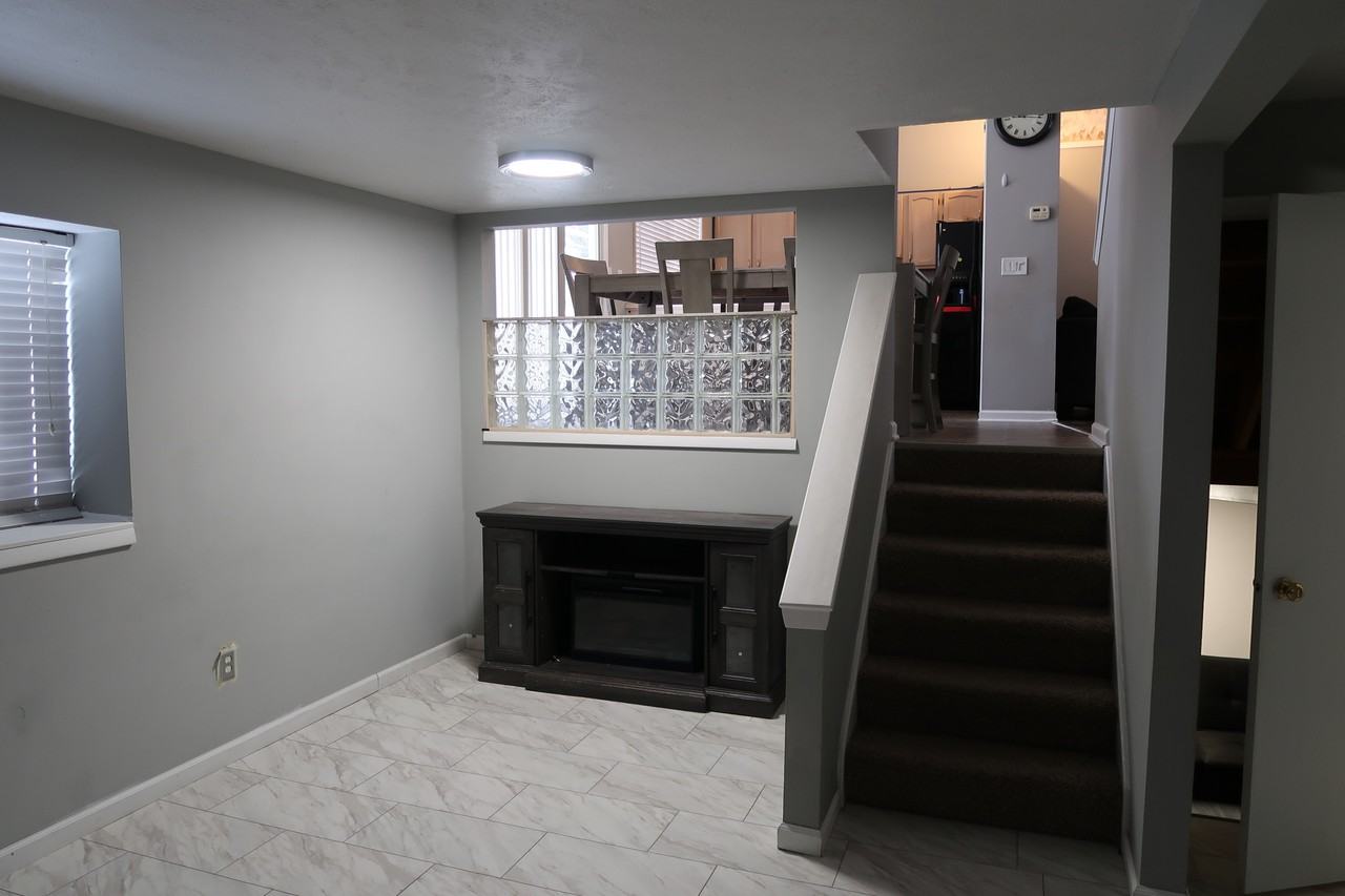 4495 Brookmeadow Dr Se #1 - Photo 7 of 10