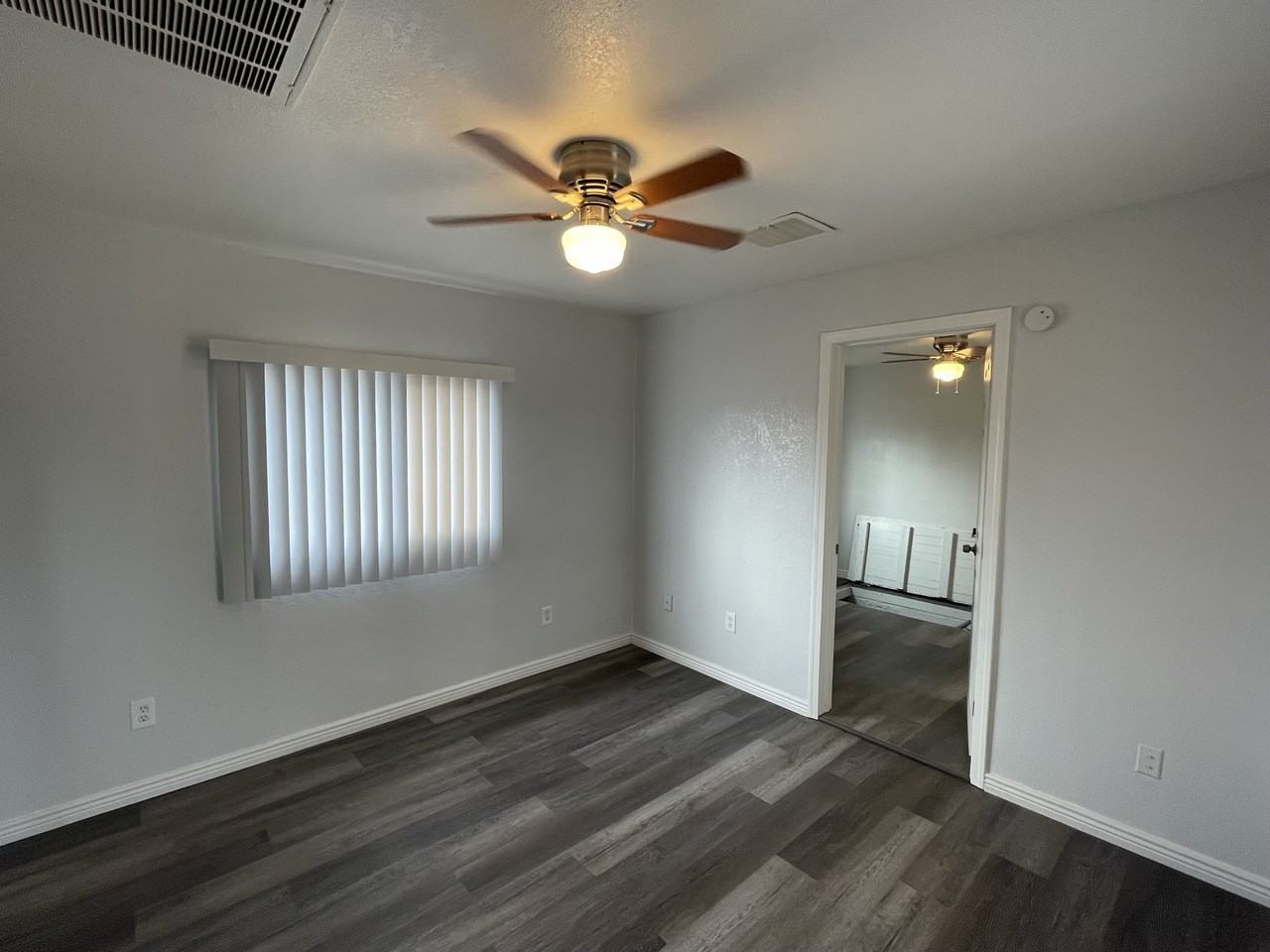 737 S 2nd St #2 - Photo 5 of 10