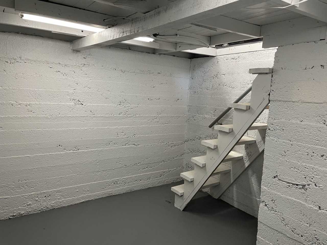 737 S 2nd St #2 - Photo 6 of 10