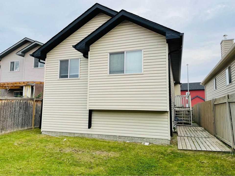 127 Saddlemont Way Ne #1 - Photo 2 of 8