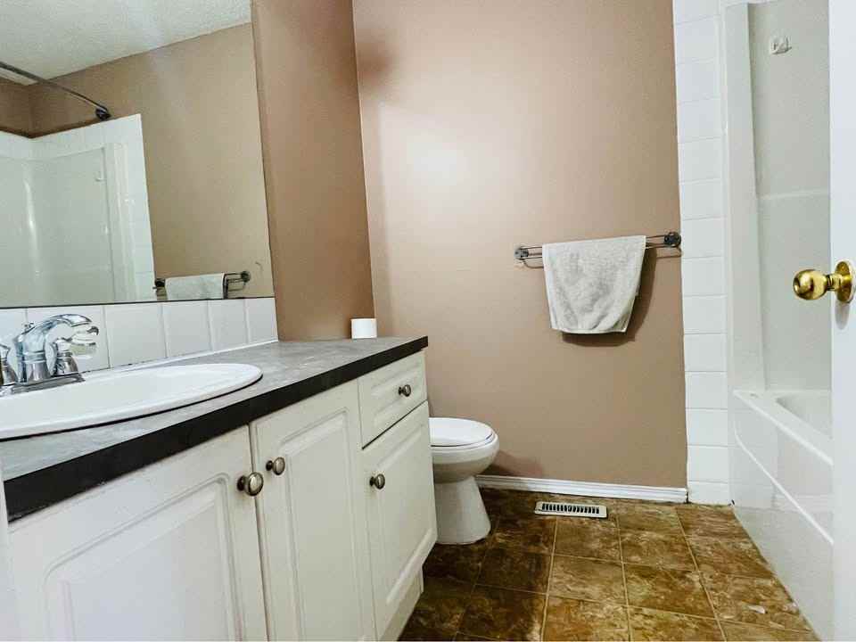 127 Saddlemont Way Ne #1 - Photo 6 of 8