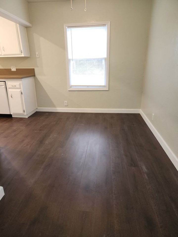 2231 Elton Ave - Photo 6 of 15