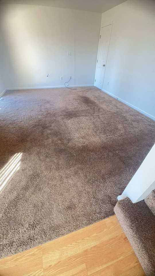 394 Lakeview Rd - Photo 5 of 13