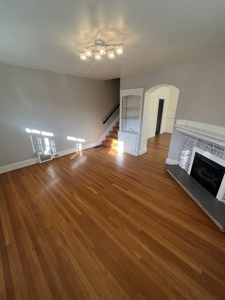 1209 Elm Ave #1 - Photo 3 of 24