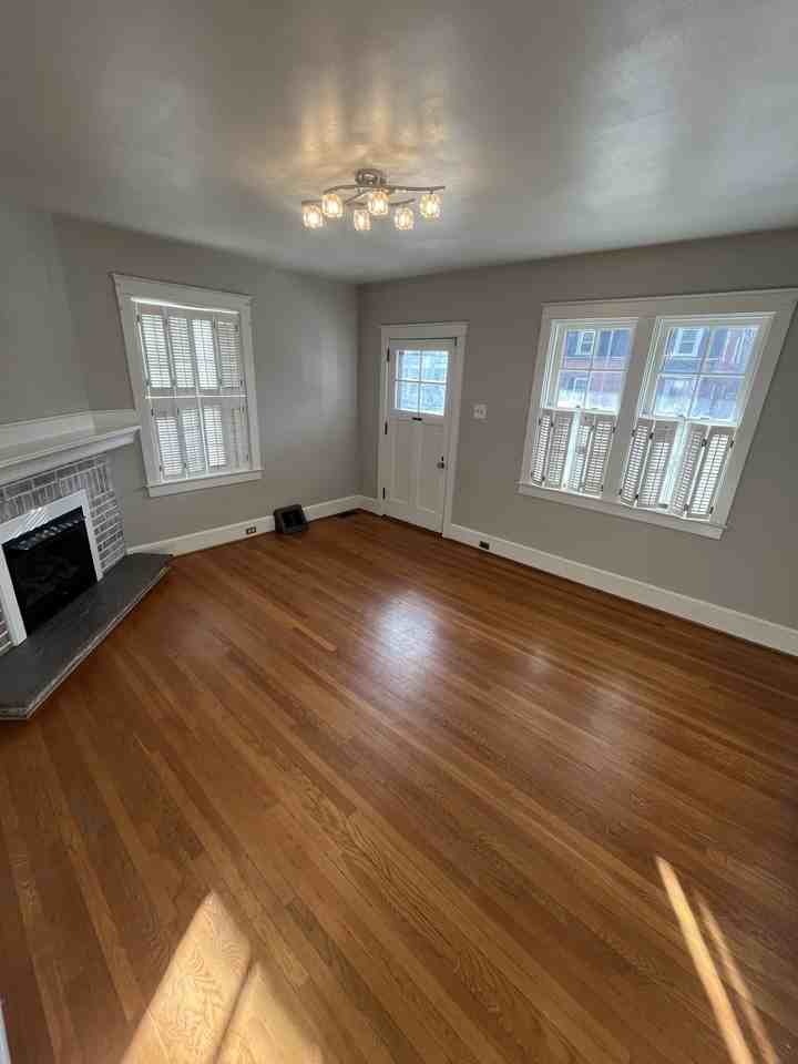 1209 Elm Ave #1 - Photo 4 of 24