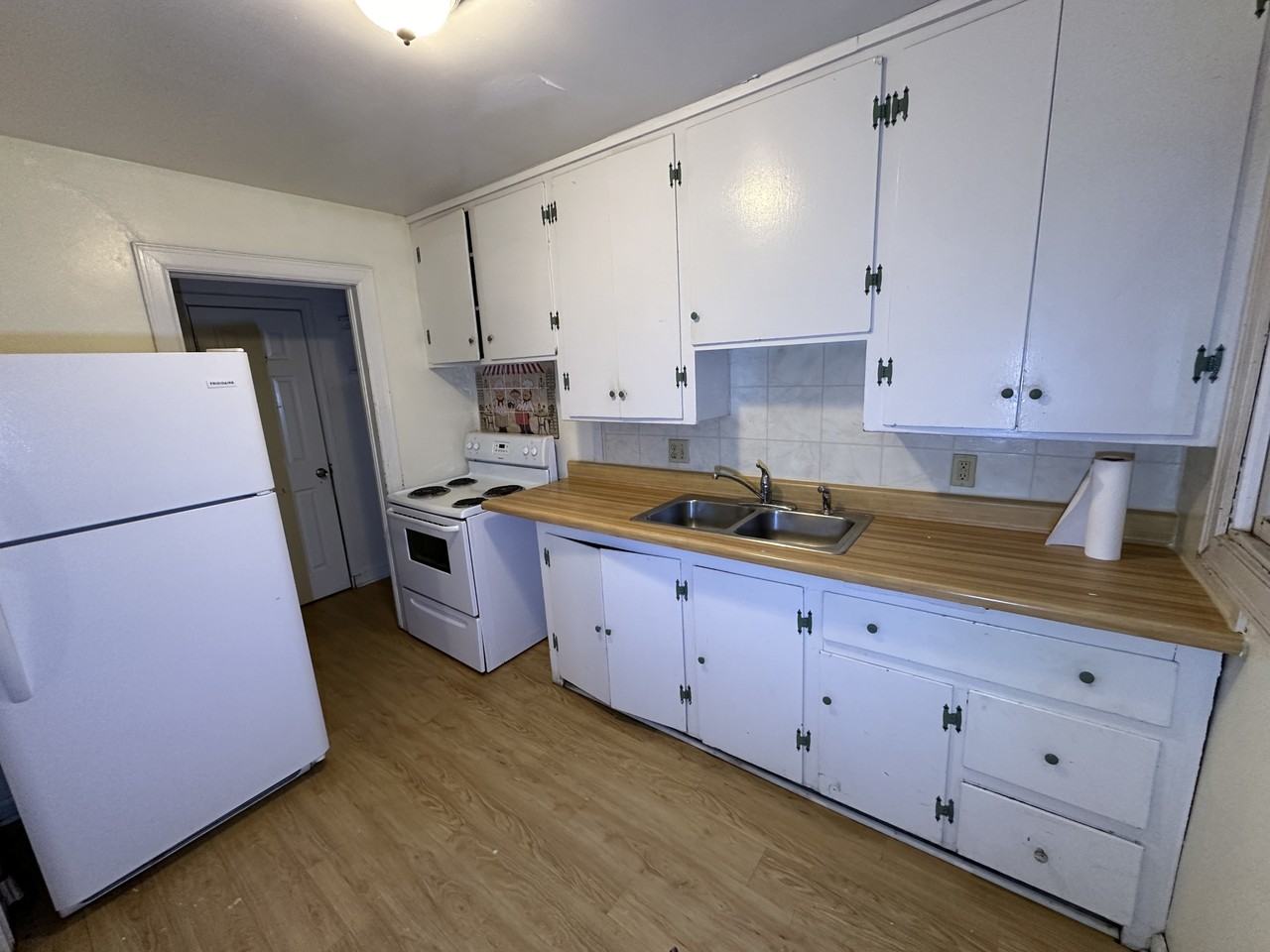 403 W 19th Ave #403 - Photo 4 of 9