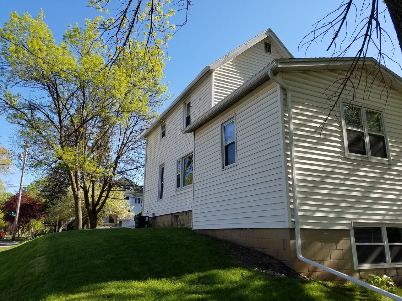 622 W 18th St #1NR - Photo 5 of 36