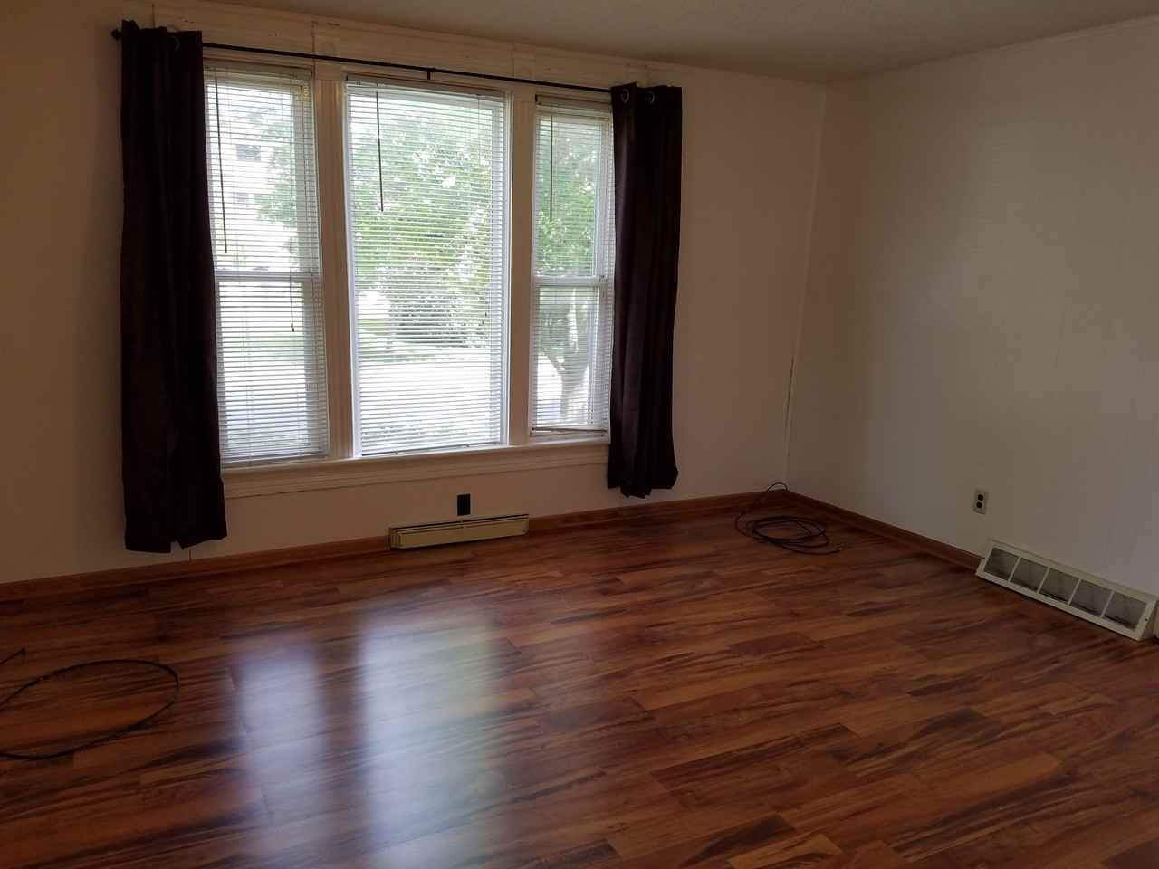 622 W 18th St #1NR - Photo 6 of 36