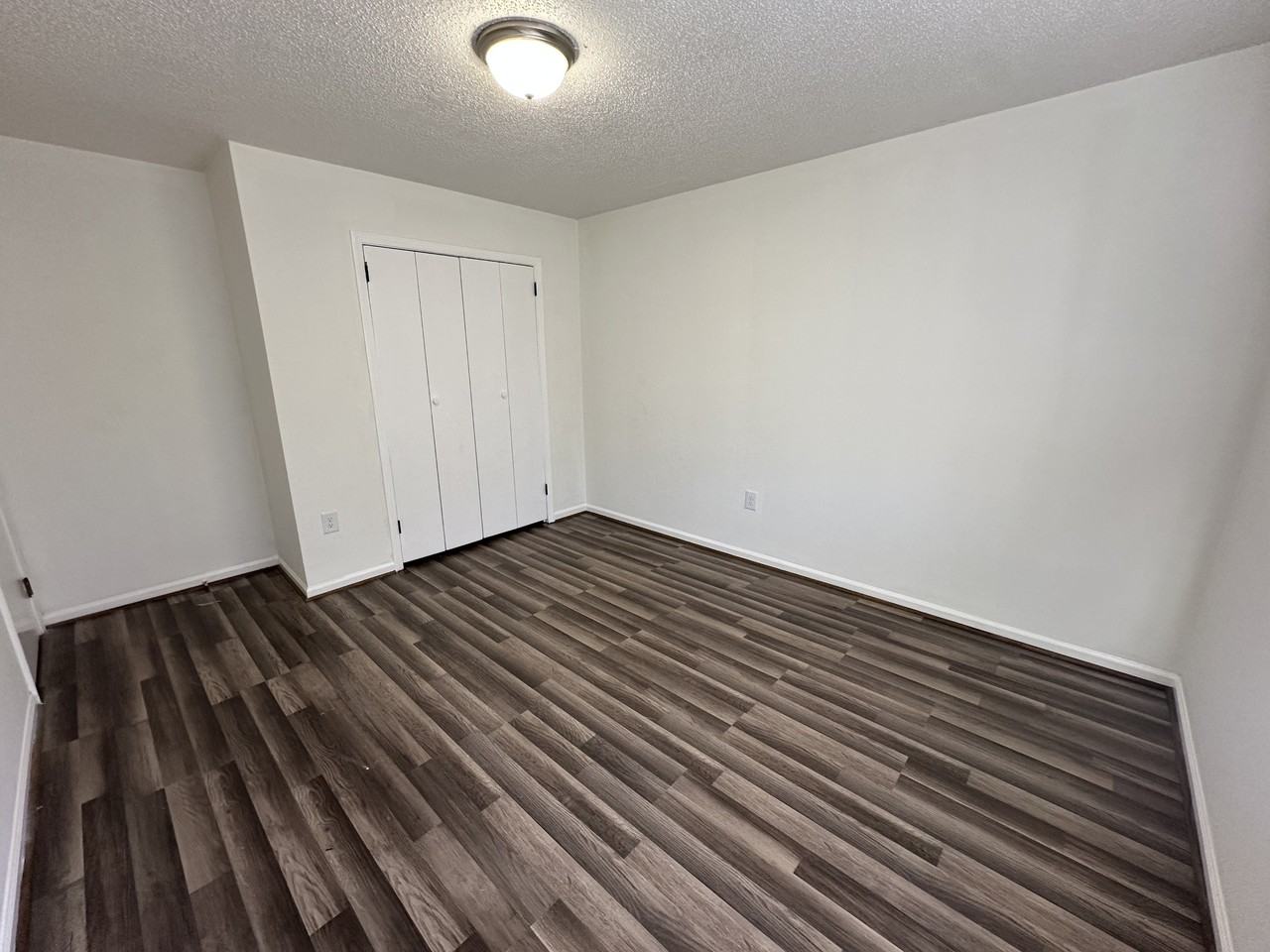 903 Rose Ave #1 - Photo 4 of 7