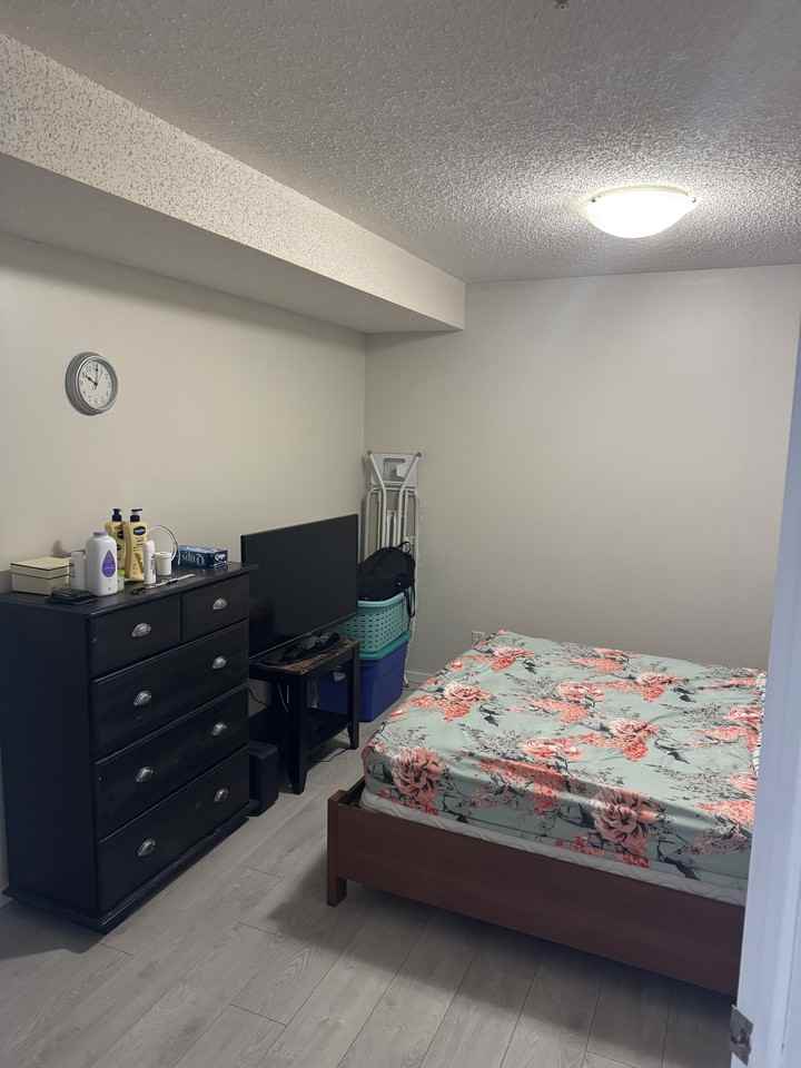 315, 6921 199 Street NW #1 - Photo 5 of 10