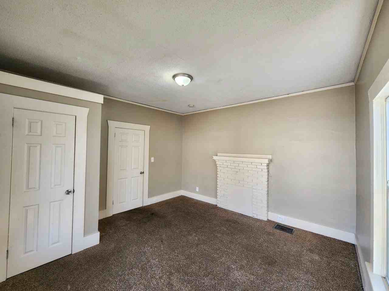 2129 30th Ave N #1 - Photo 6 of 7