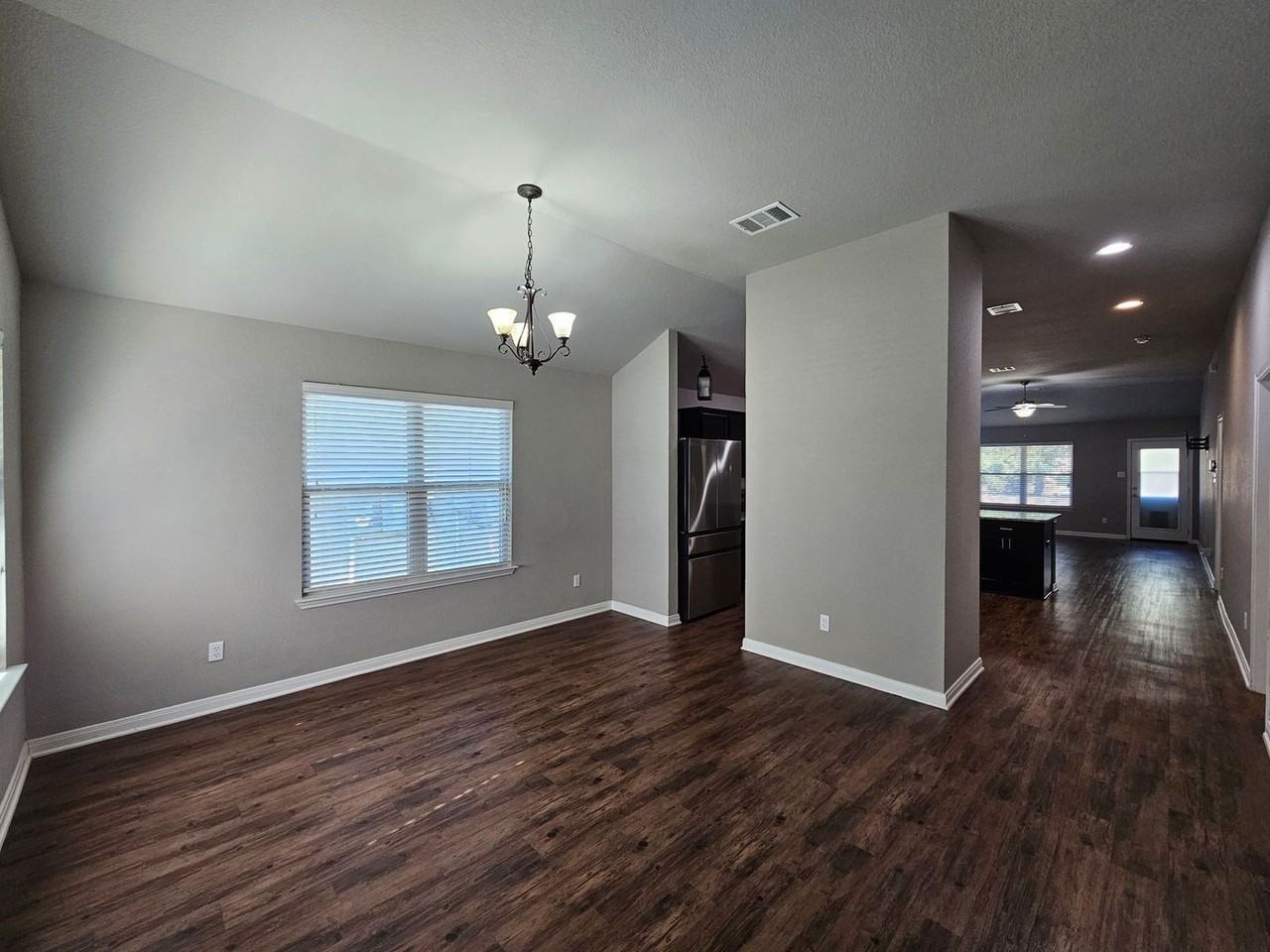 3517 Addison St - Photo 2 of 25