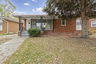 1695 Lexington Pkwy #1 - Photo 1 of 1