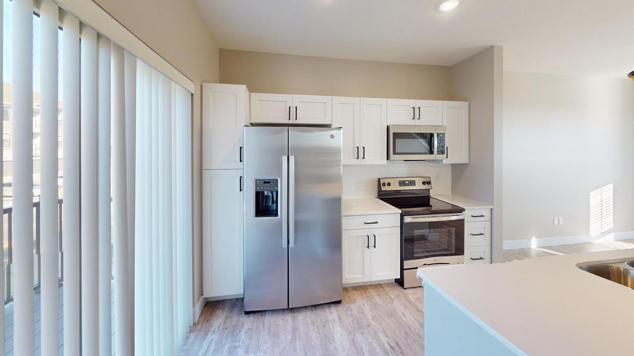 Element 30 Apartments - Photo 7 of 23