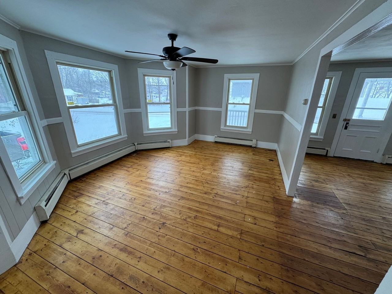 76 Frederick St - Photo 5 of 13