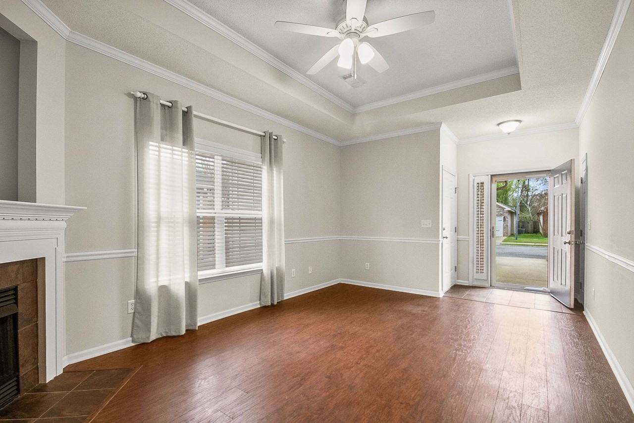 4440 19th St - Photo 3 of 28