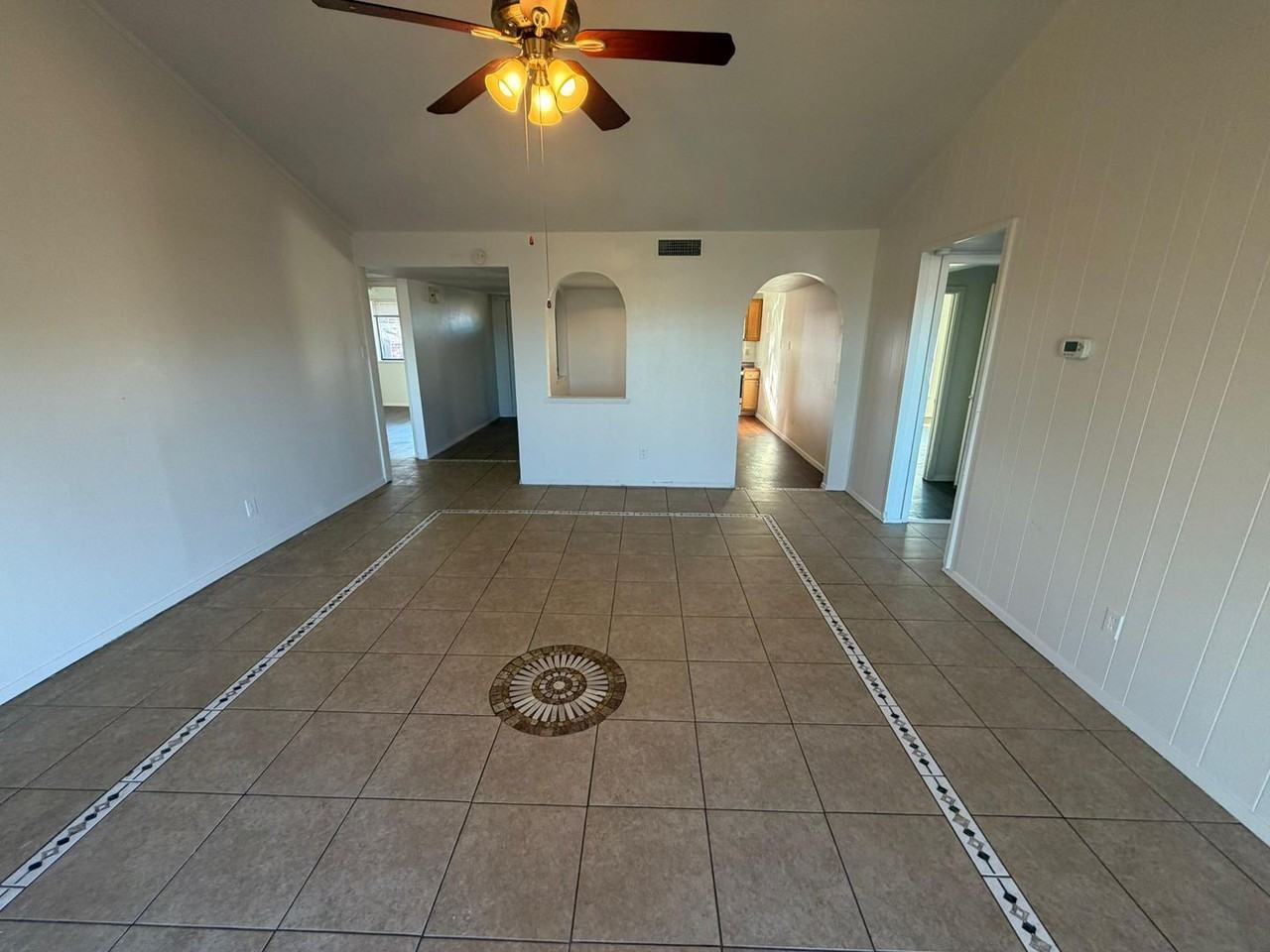 2320 Montclair Cir - Photo 7 of 28