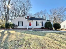 featured image of 2627 Stratford Dr