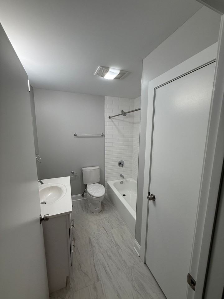 Buena Park Apts Available! - Photo 7 of 23