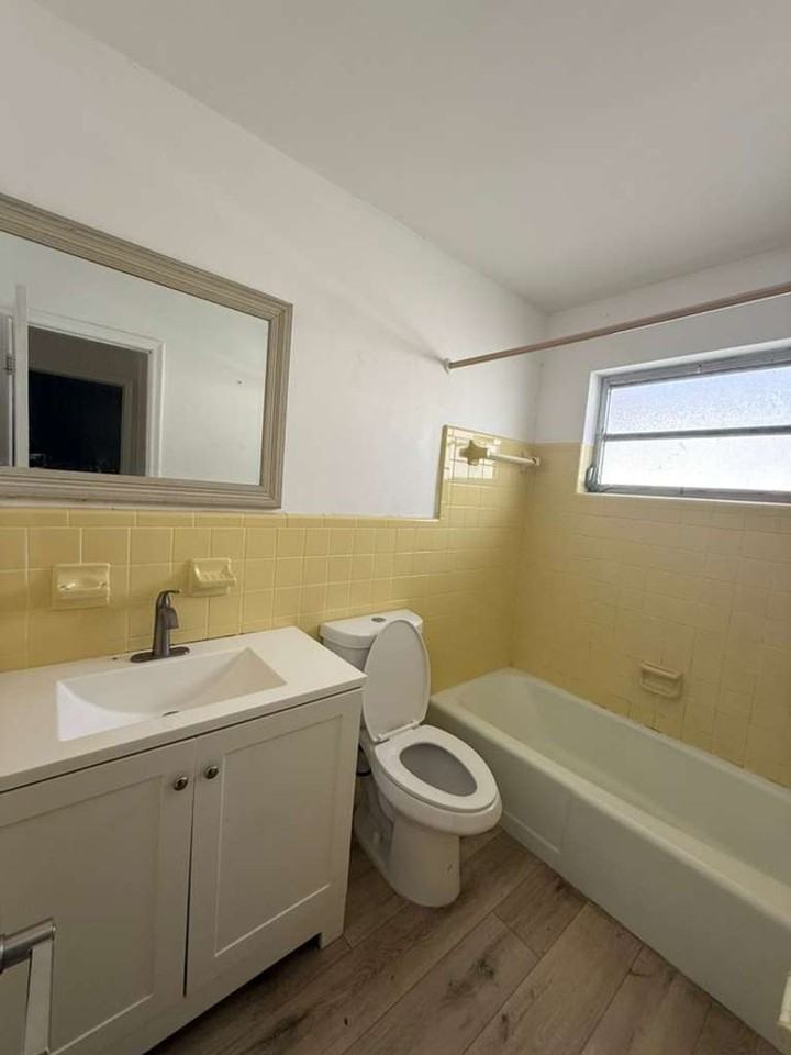 2525 PIERCE ST - Photo 6 of 28