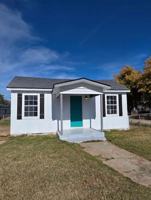 featured image of 703 W Phillips St