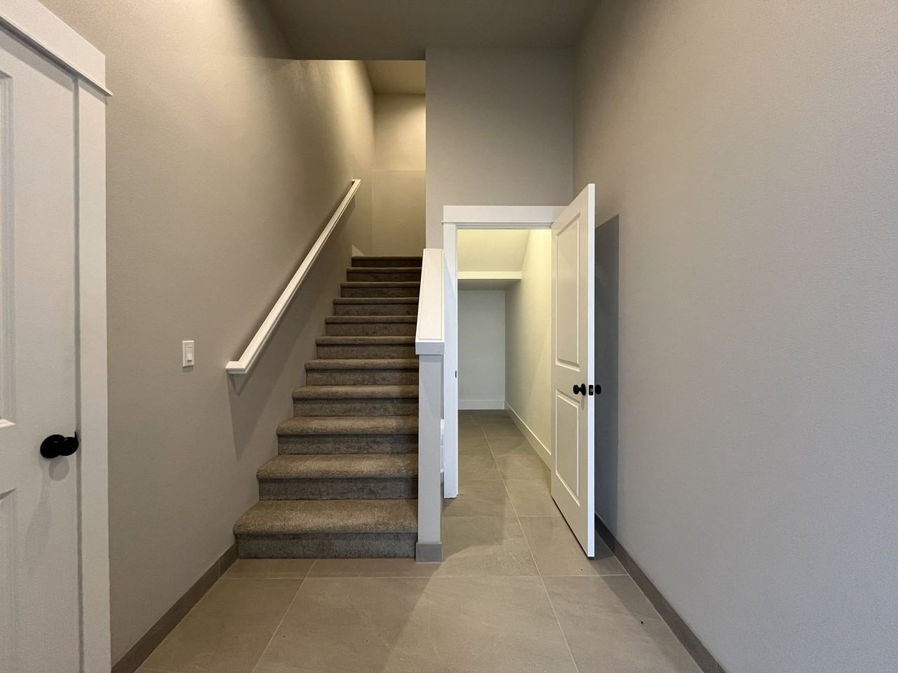 3660 Sw Sandlewood Ln - Photo 7 of 37