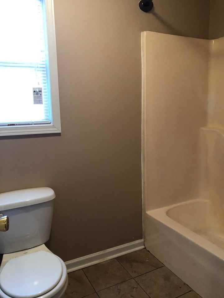 503 N Bradford Ave - Photo 3 of 9