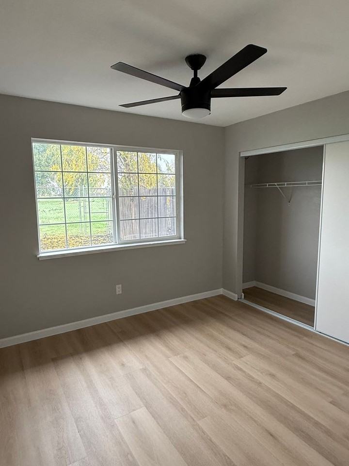 901 Delane Dr - Photo 7 of 9