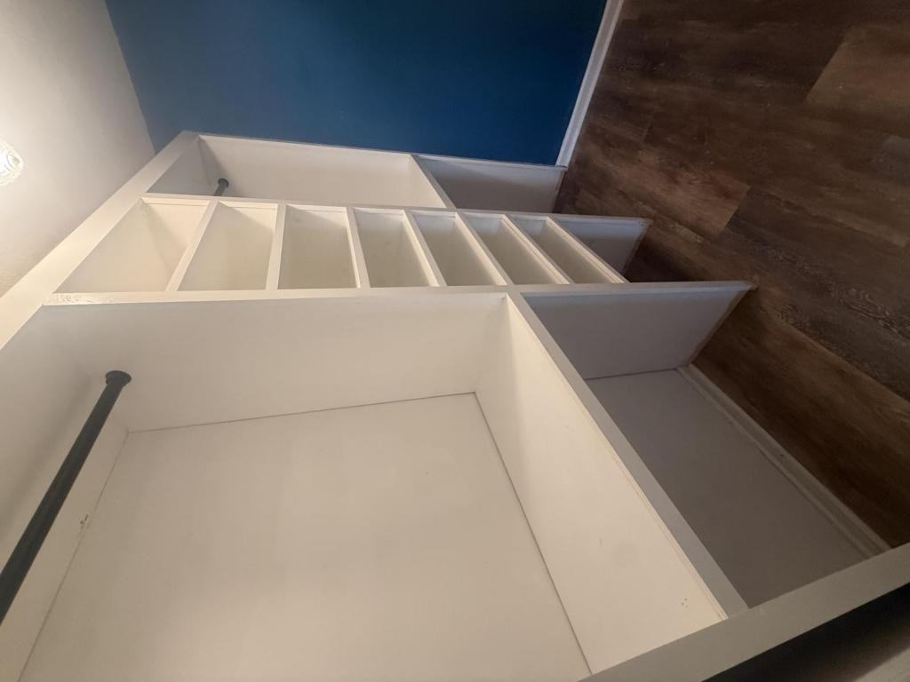 260 Mckendree Ln - Photo 4 of 35