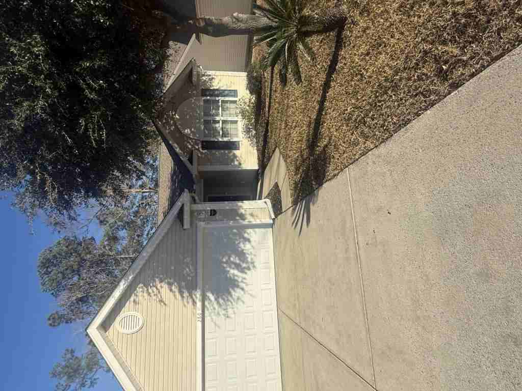 260 Mckendree Ln - Photo 2 of 35