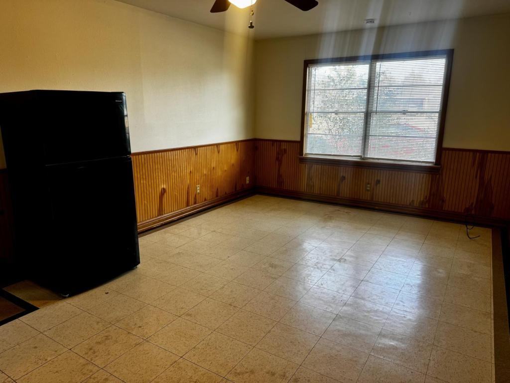 4100 Emerson St - Photo 2 of 6