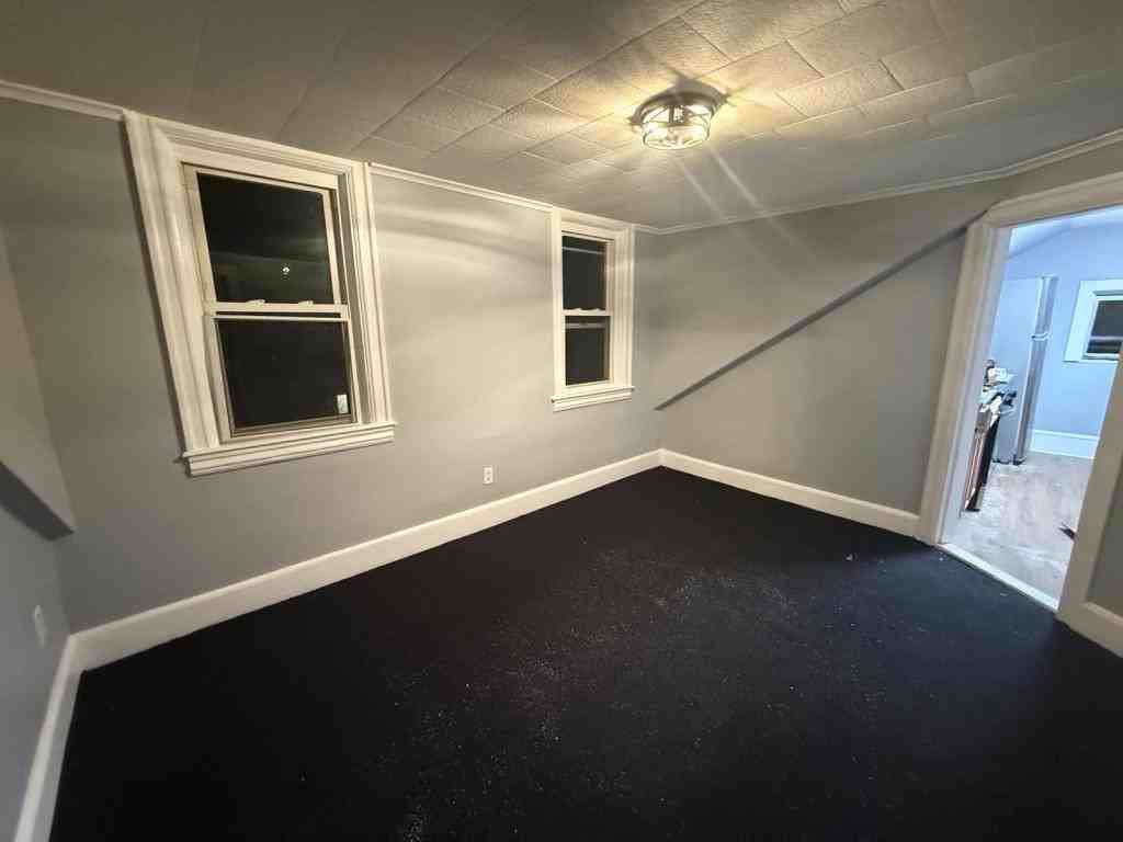 84 Division St - Photo 7 of 10