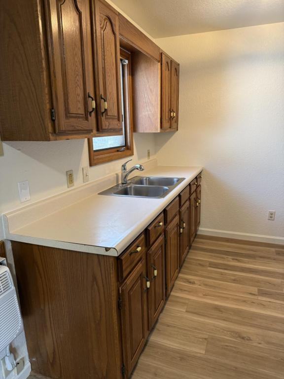 402 W Jackson St - Photo 3 of 17