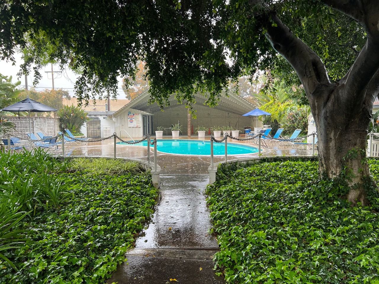 Hana Kiki Apartments - Photo 4 of 43