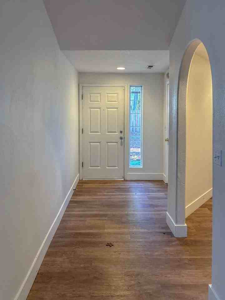 368 Nw Sadie Ct - Photo 2 of 19