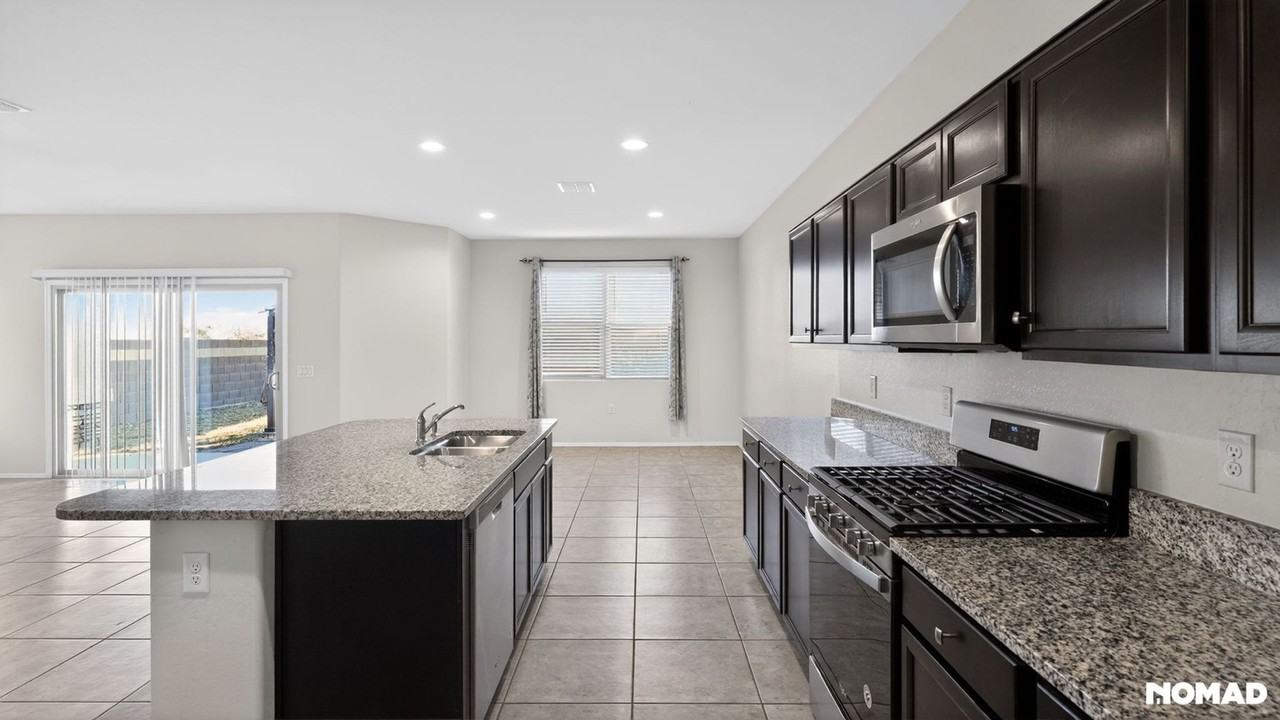 3090 N Lainey Ln - Photo 6 of 31