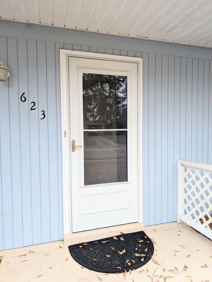 623 Mallard Lake Dr - Photo 3 of 29