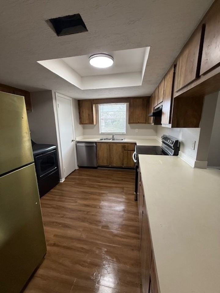 408 Banana Cay Dr #E - Photo 5 of 7