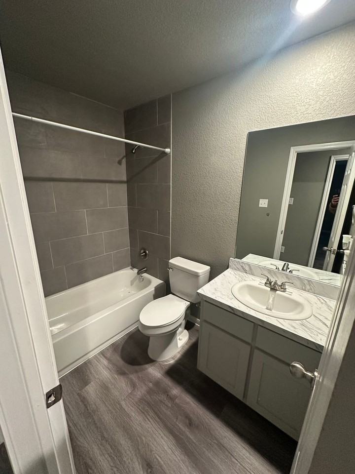 1405 Natchez Trl #A - Photo 7 of 19