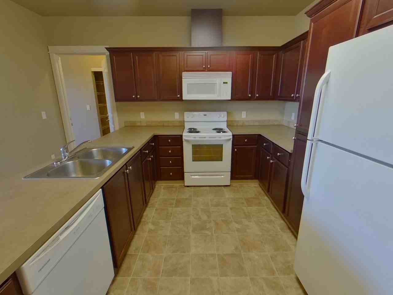 Alder Suites - Photo 6 of 16