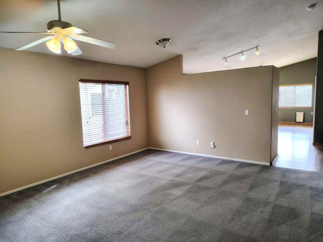 5209 Fall Meadows Ave - Photo 2 of 12