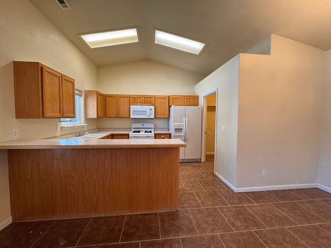 1245 Bunyan Rd - Photo 6 of 16