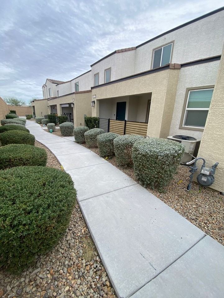 3622 Hestia Ave - Photo 5 of 12