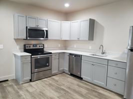 featured image of 134 E Lemon St