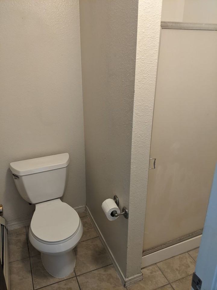 200 Connell - Photo 7 of 17