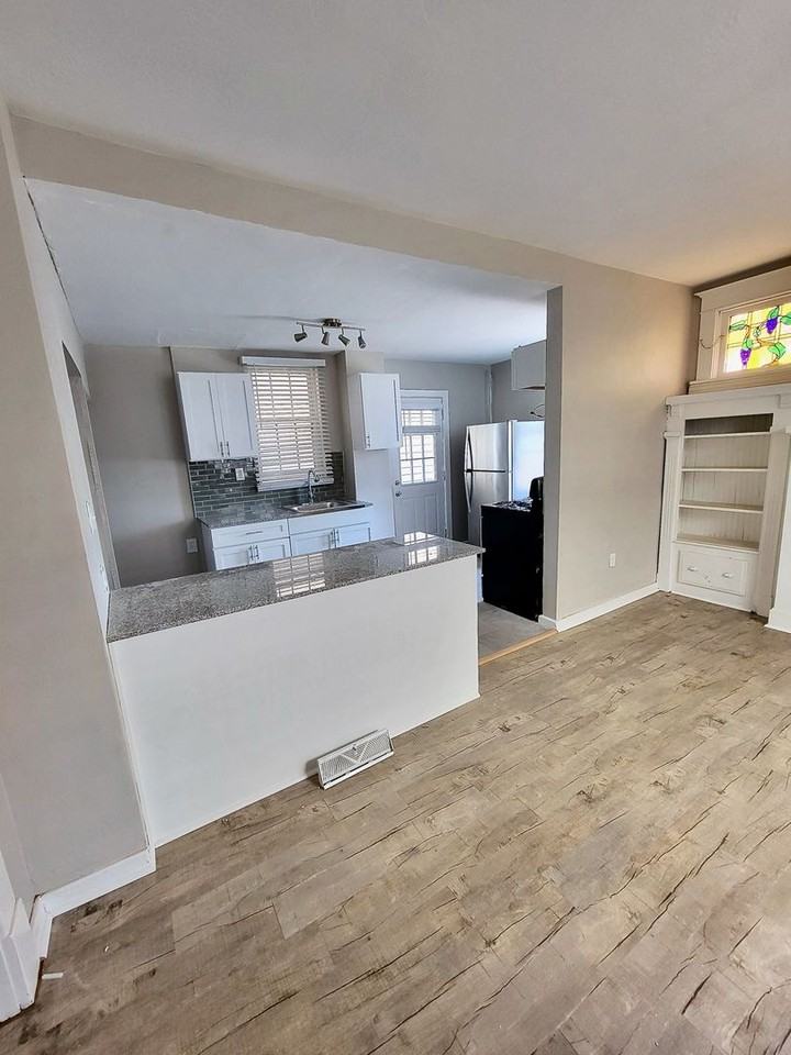 1610 Westmont Ave - Photo 6 of 16