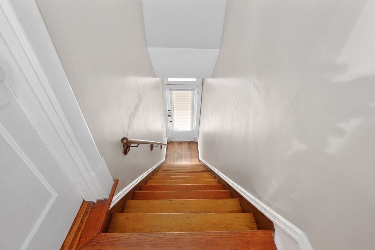 2356A Lawrence St - Photo 2 of 15