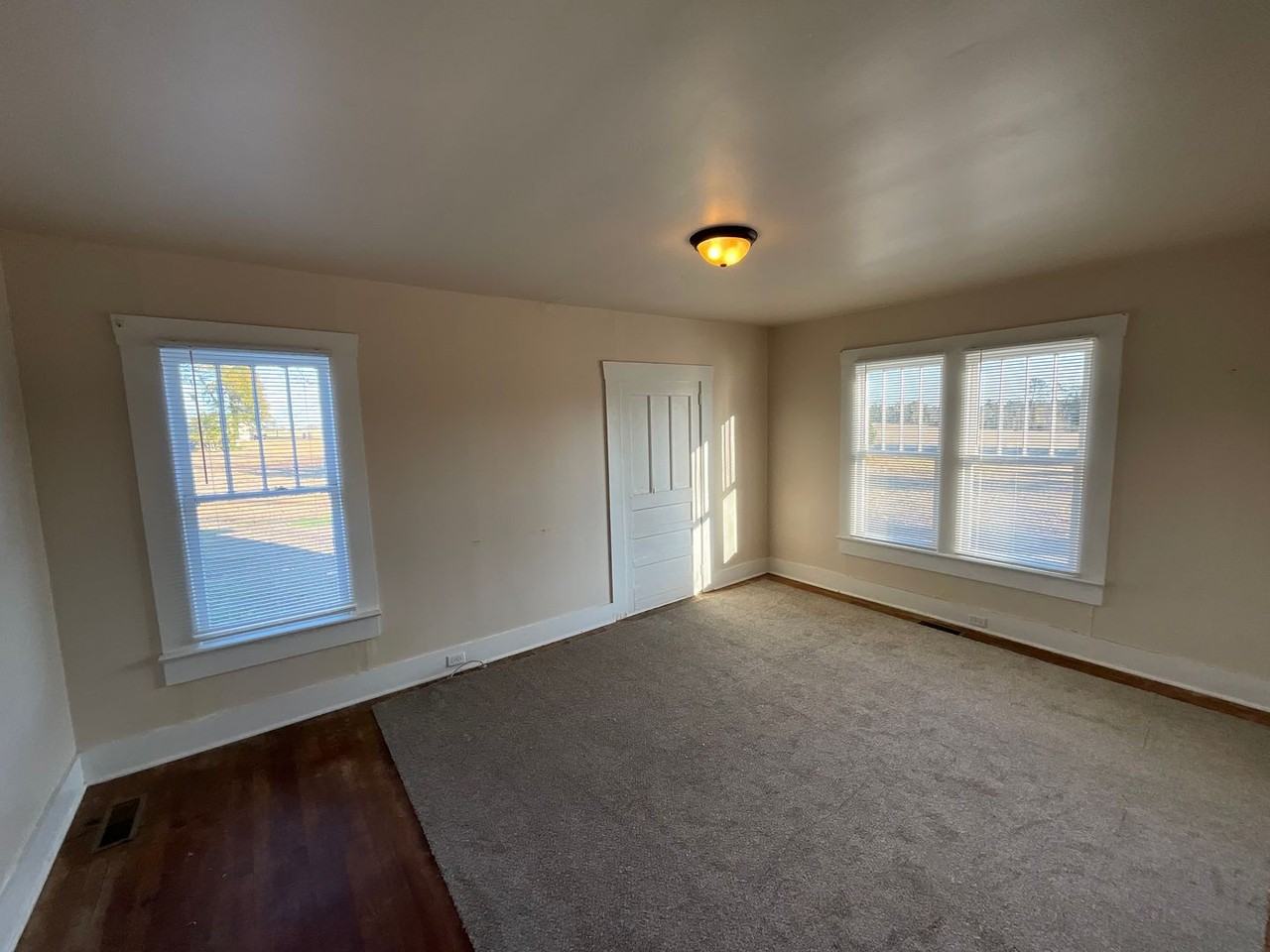 2351 Fillmore Dr - Photo 6 of 8