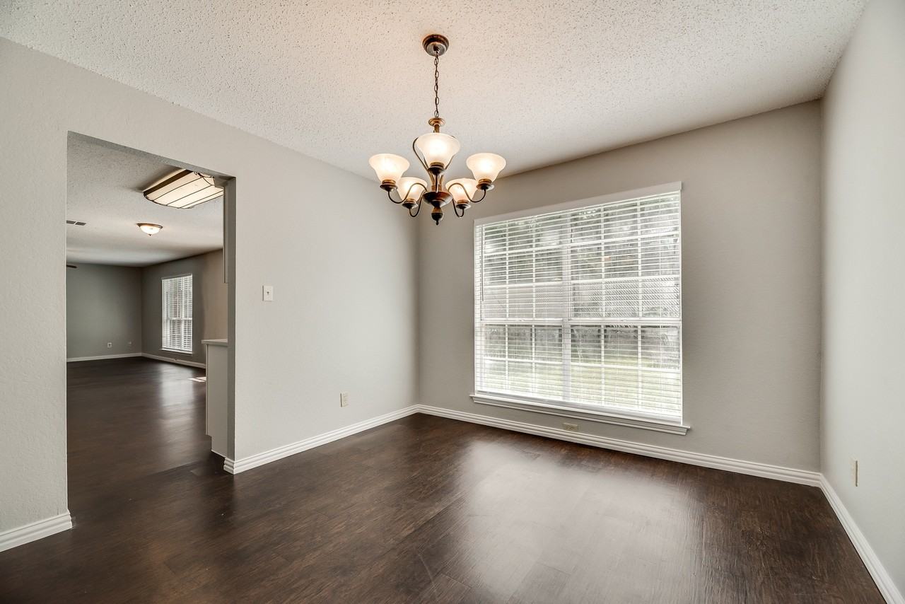 4128 Hathaway Dr - Photo 6 of 25