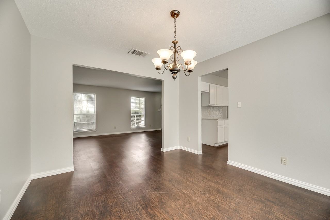 4128 Hathaway Dr - Photo 7 of 25